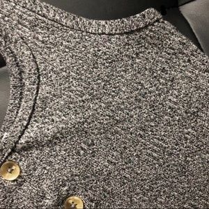 SALT AND PEPPER TOP FROM URBAN PLANET